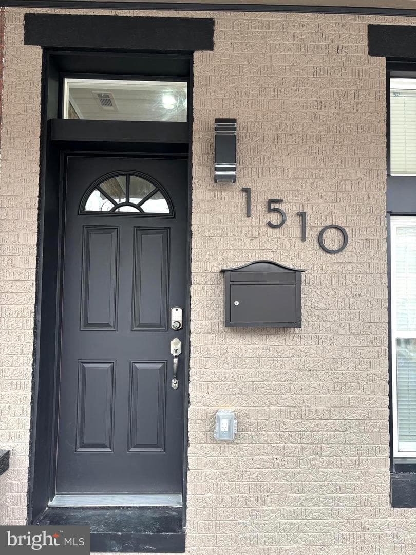 1510 N Collington Avenue photo 23