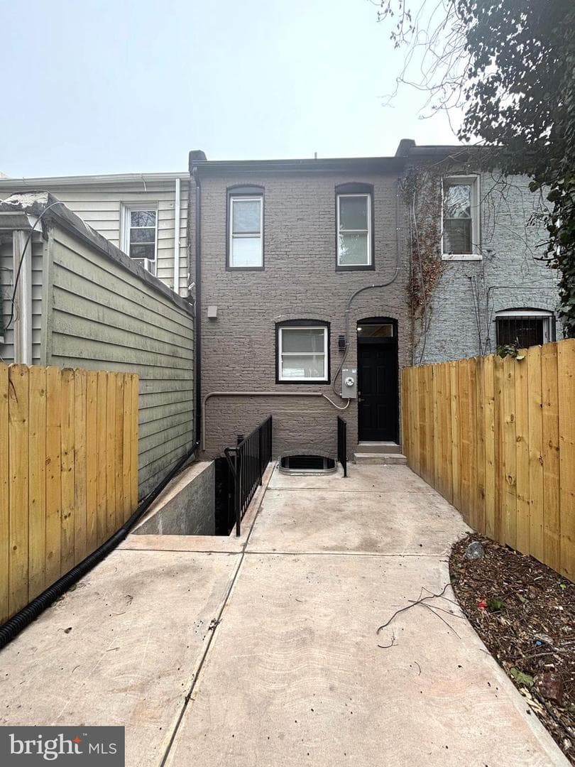 1510 N Collington Avenue photo 46