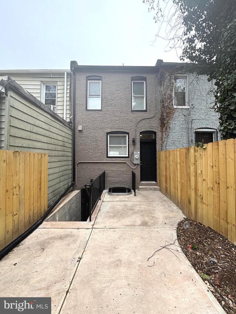 1510 N Collington Avenue photo 47