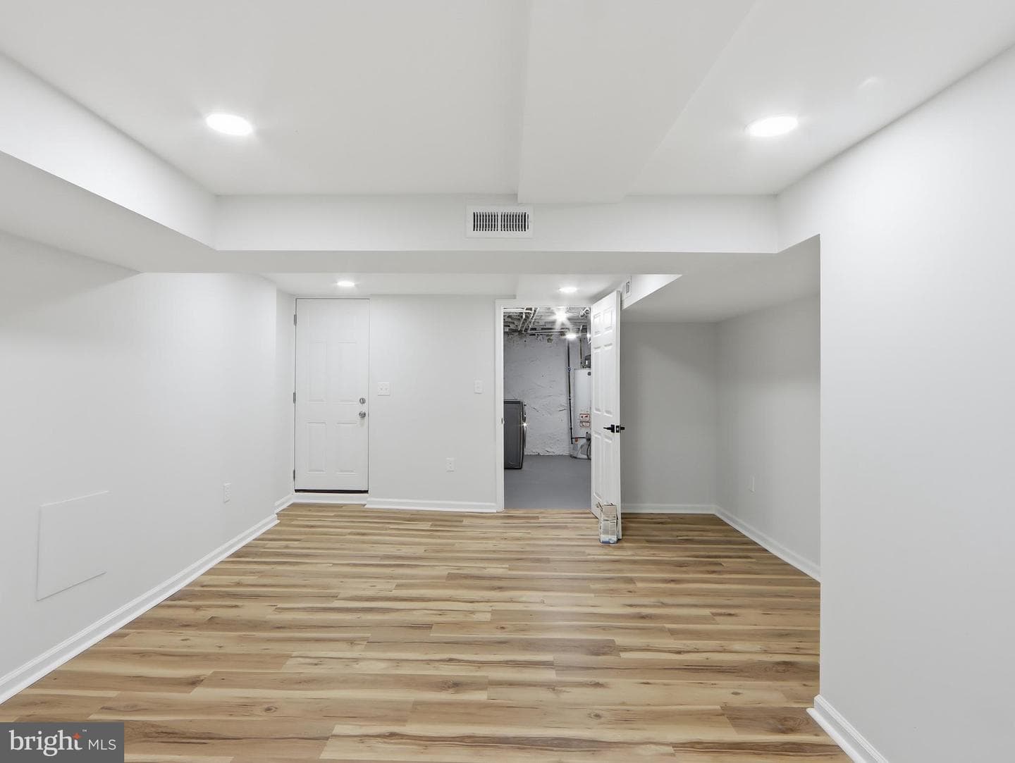 5607 Ready Avenue photo 28