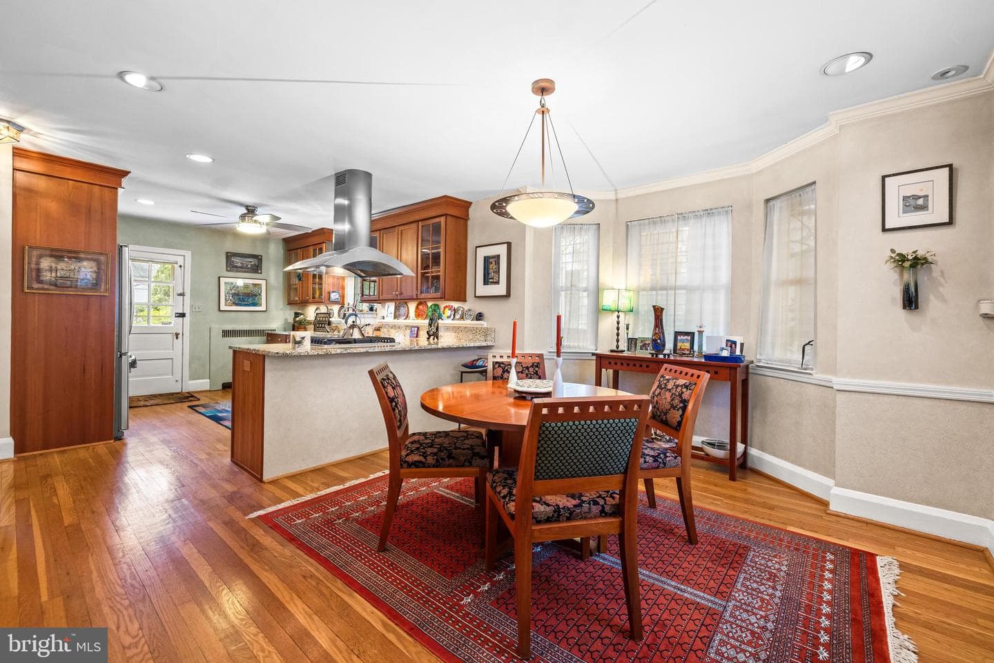 4408 Sedgwick Road photo 8