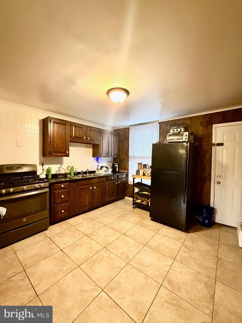 2811 Harlem Avenue photo 5