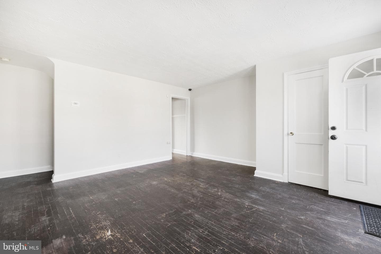 4629 Chatford Avenue photo 14