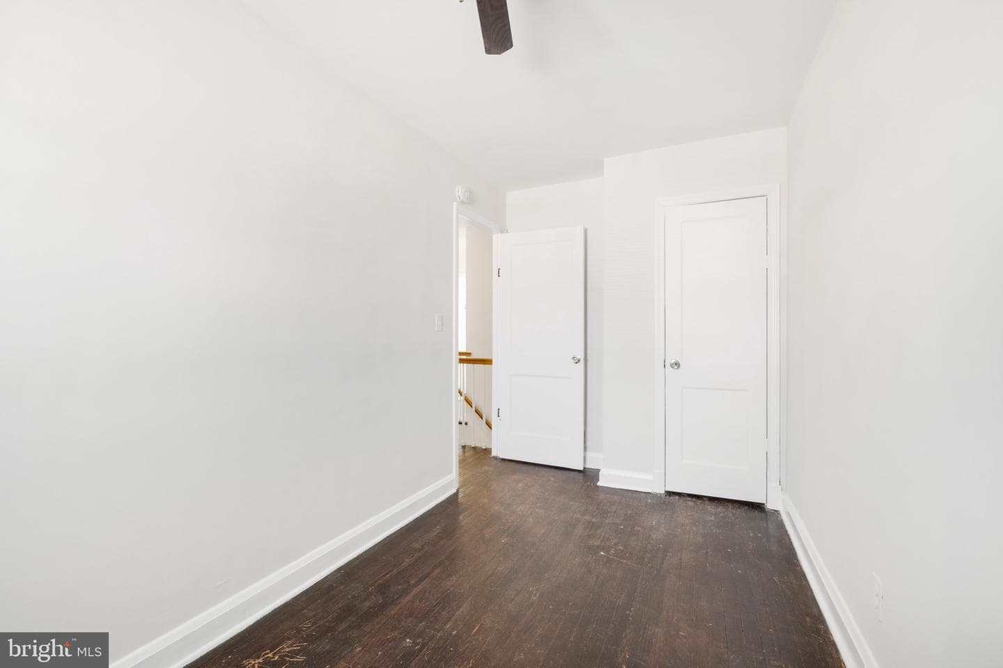 4629 Chatford Avenue photo 34