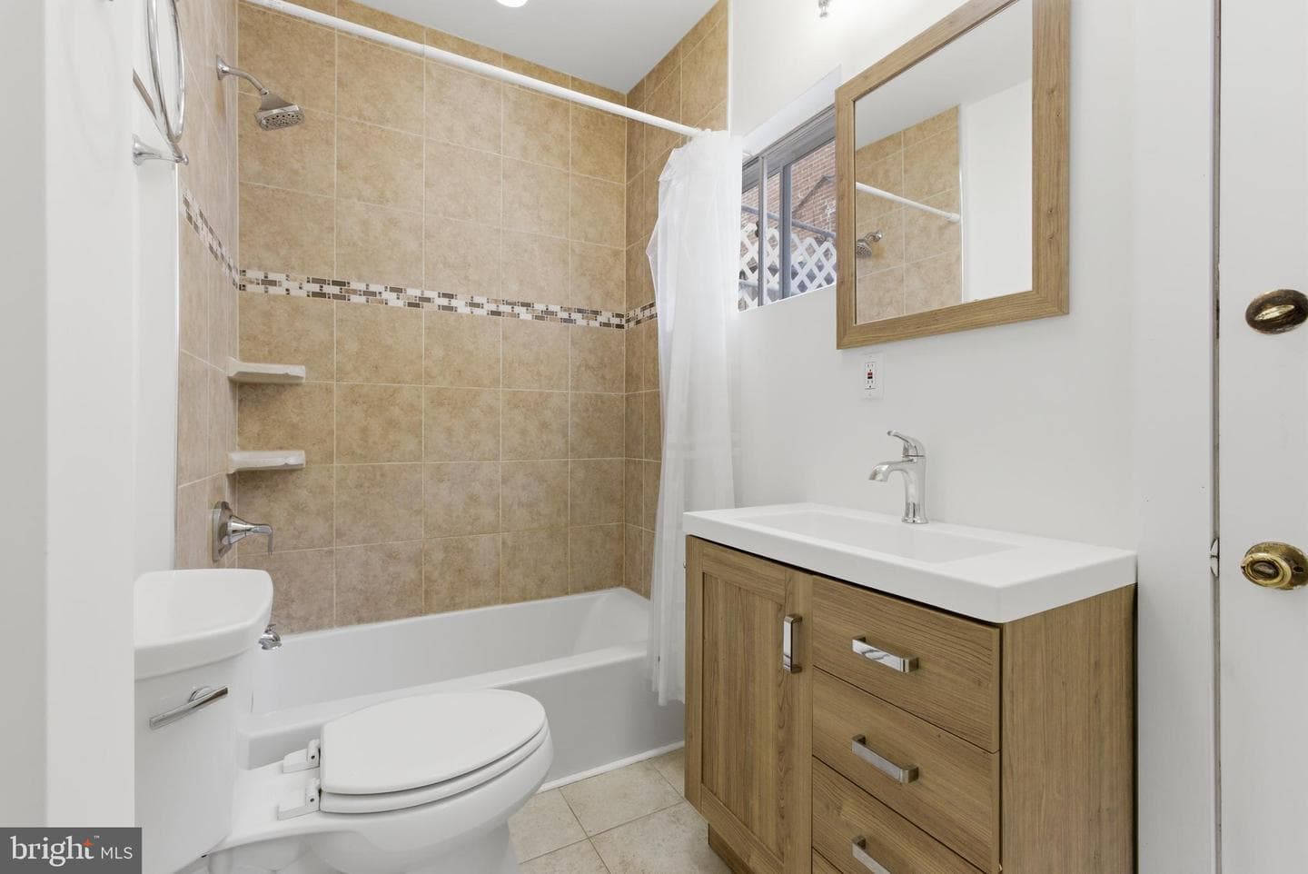 2222 Cambridge Street photo 14