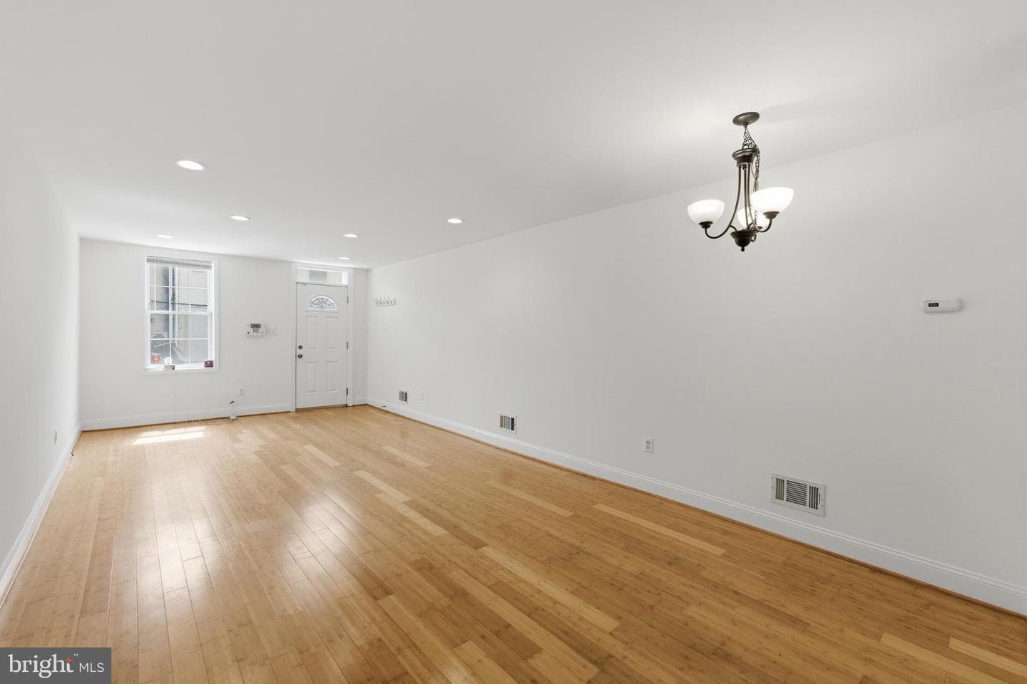 2222 Cambridge Street photo 8