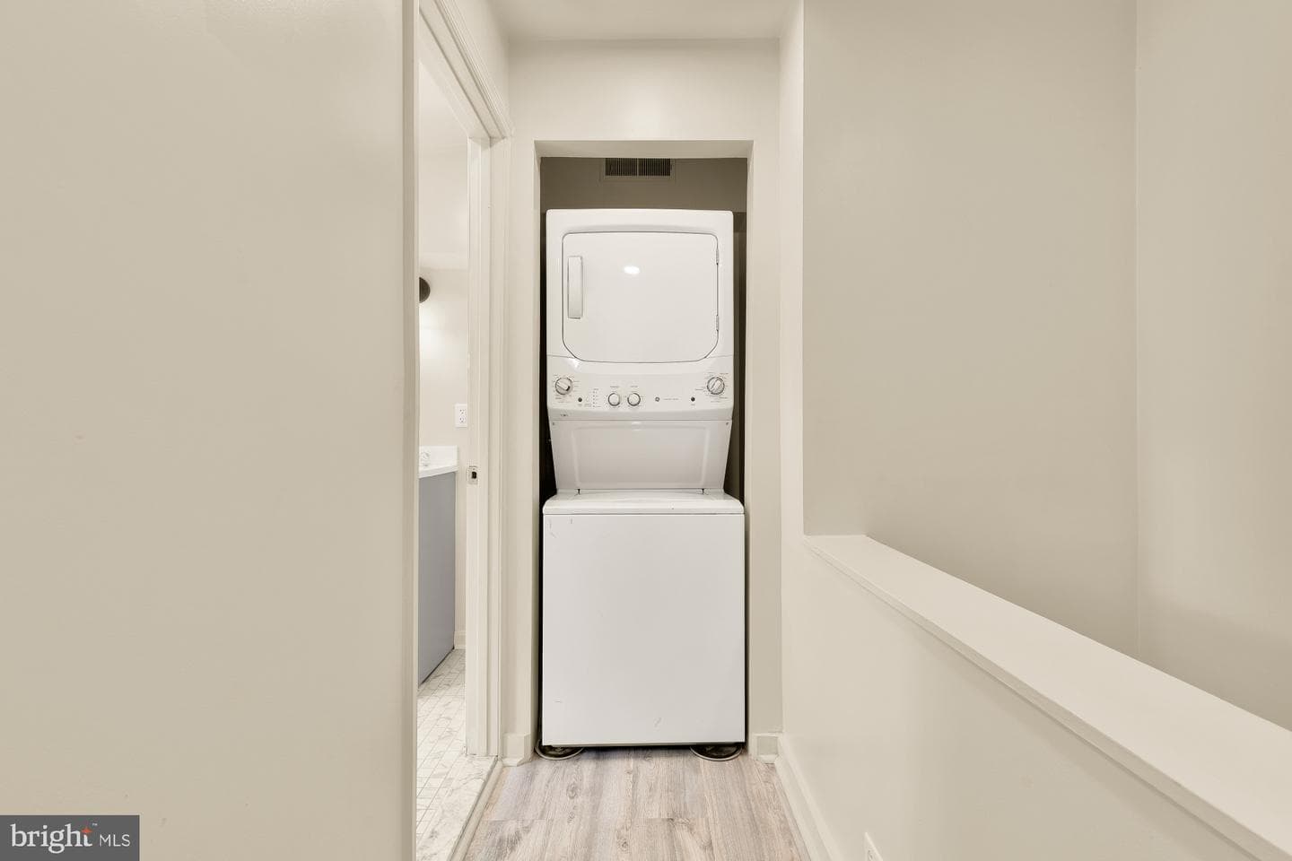1452 Battery Avenue photo 12
