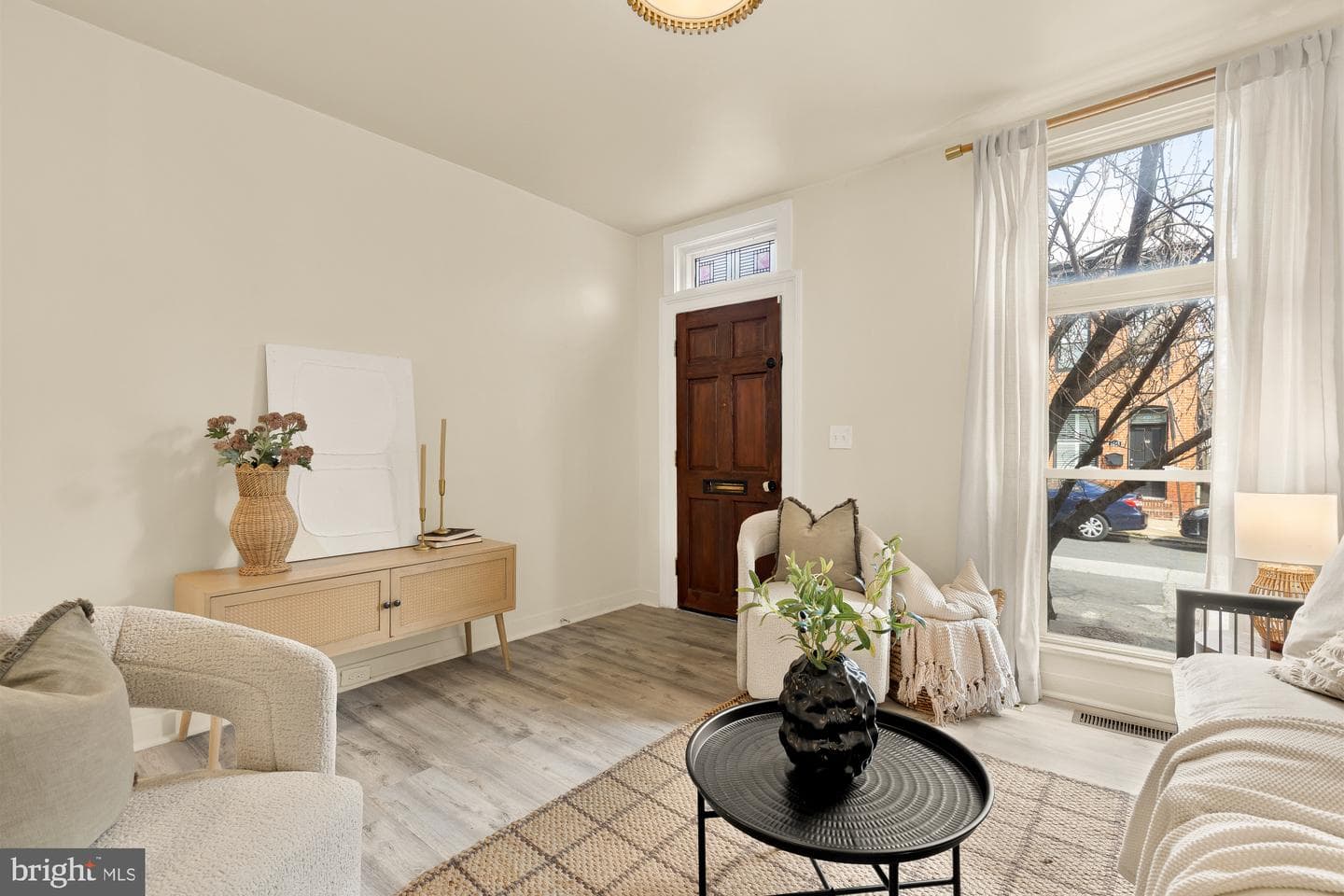 1452 Battery Avenue photo 4