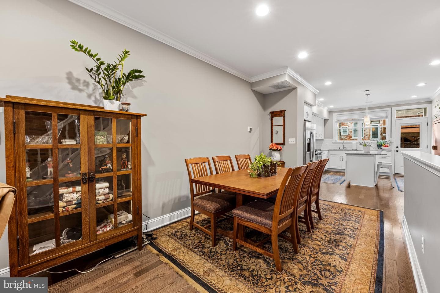 1738 Webster Street photo 9