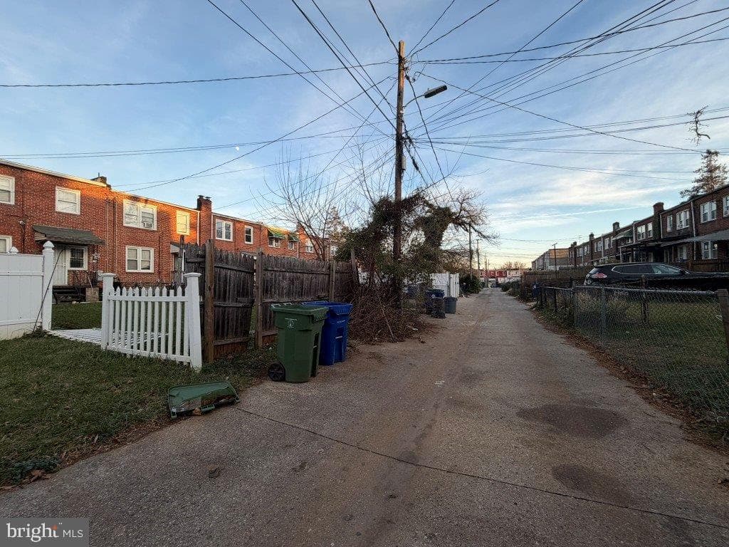 5356 Cuthbert Avenue photo 5