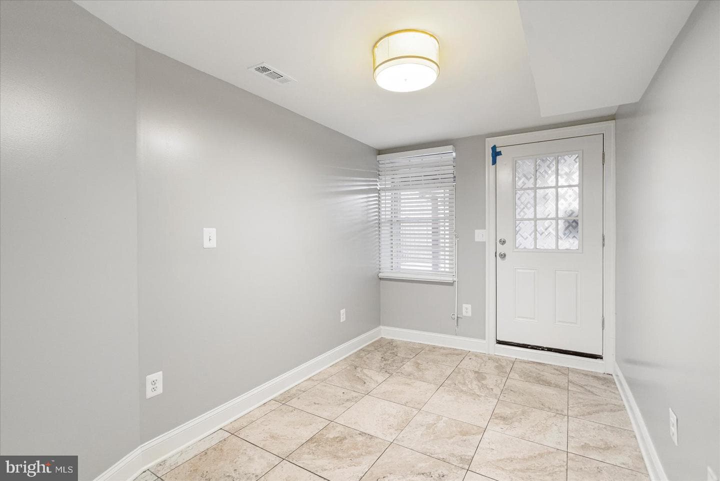2428 Mcculloh Street photo 37