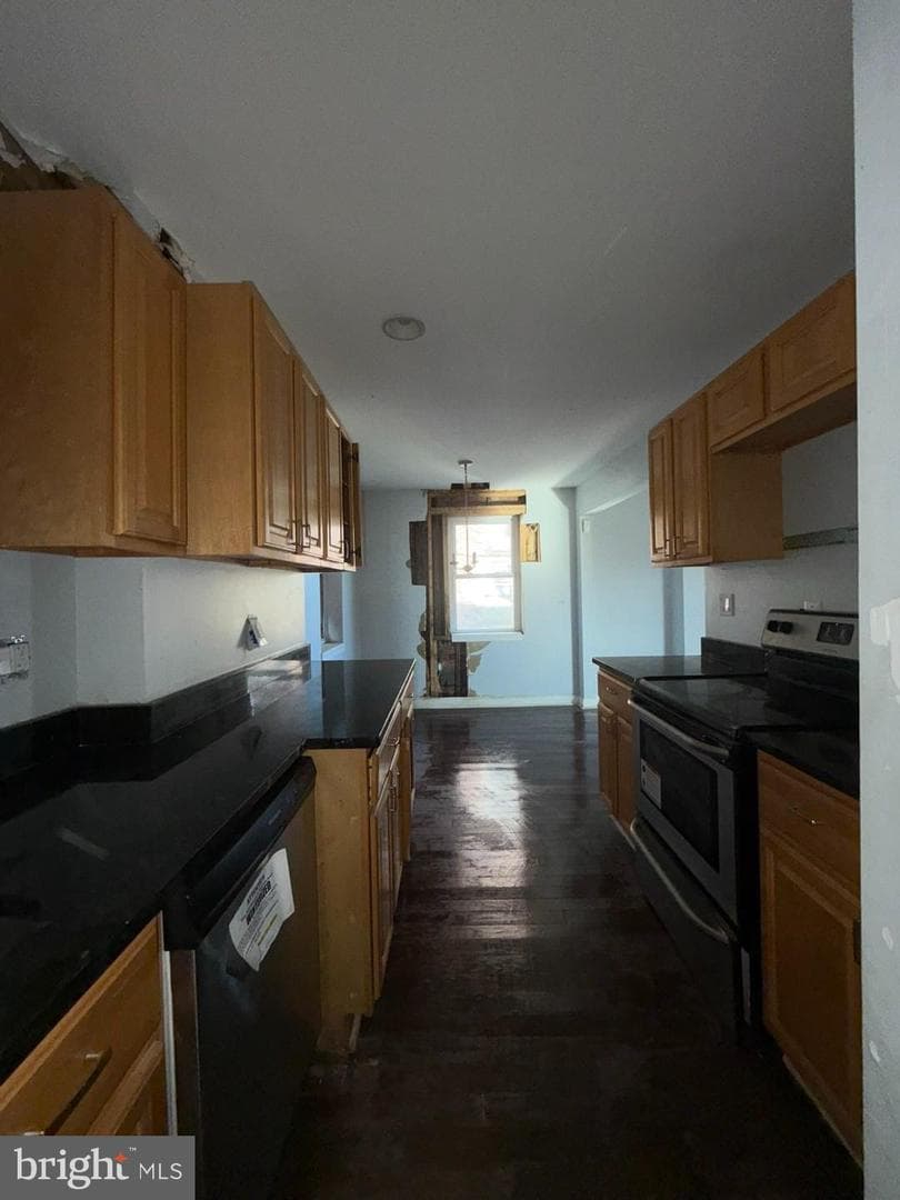 3830 Brooklyn Avenue photo 11