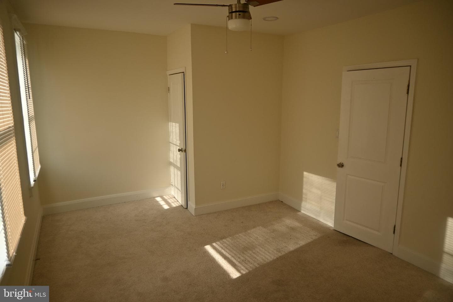 3613 Greenmount Avenue photo 19