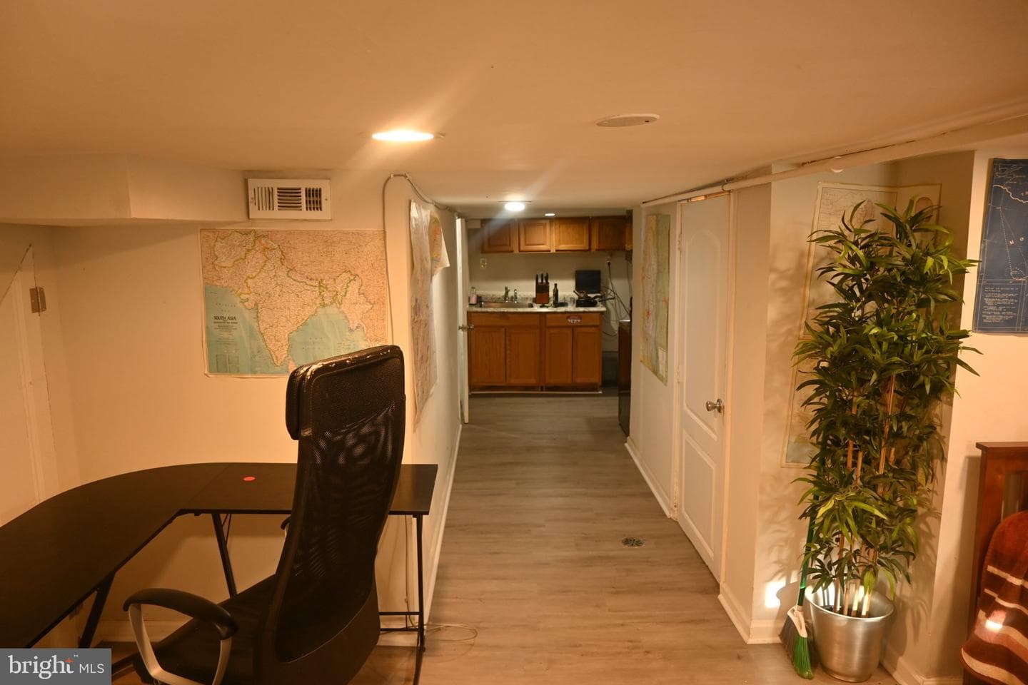 3613 Greenmount Avenue photo 30