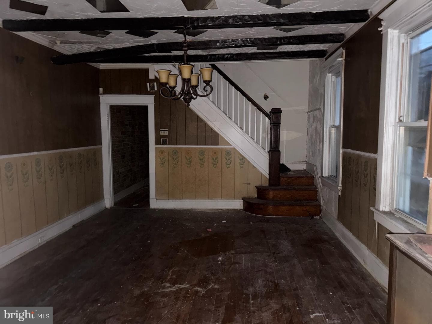 2 Benkert Avenue photo 4