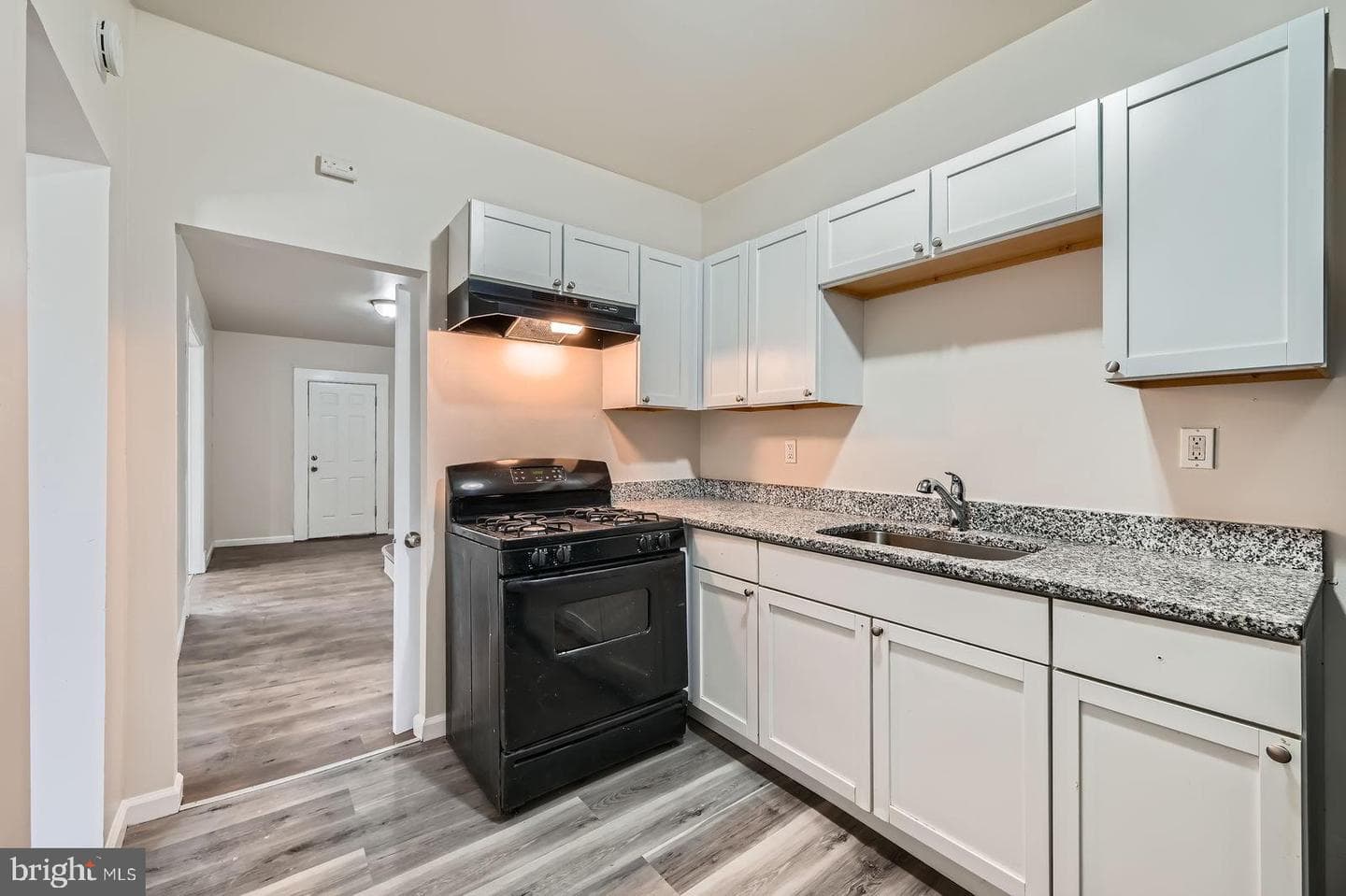 118 N Hilton Street photo 14