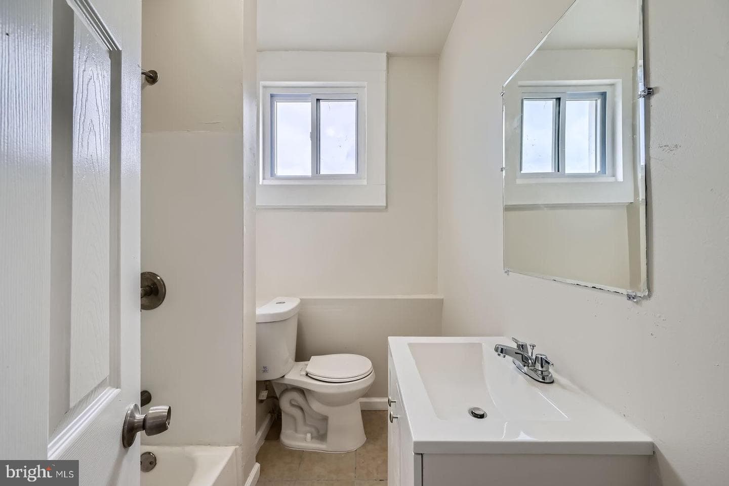 118 N Hilton Street photo 17