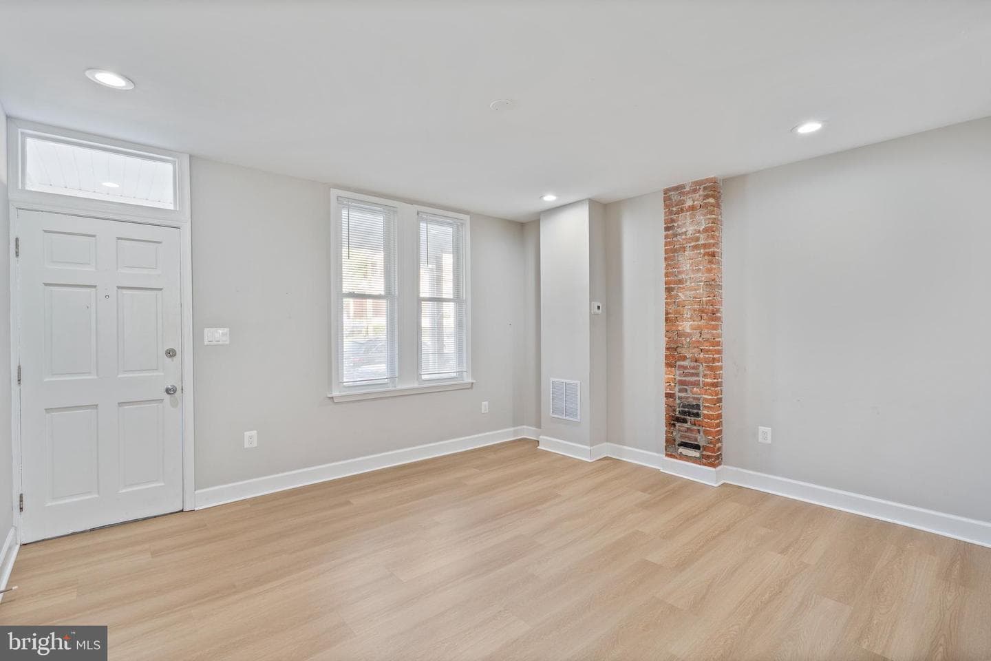 3819 Roland Avenue photo 26
