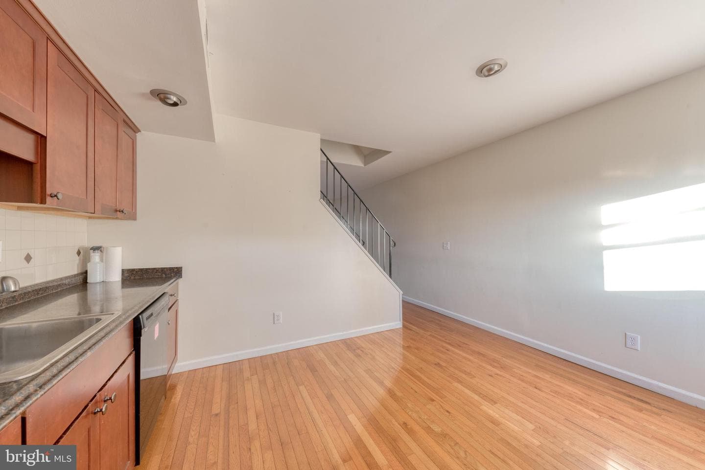 3821 Roland Avenue photo 10