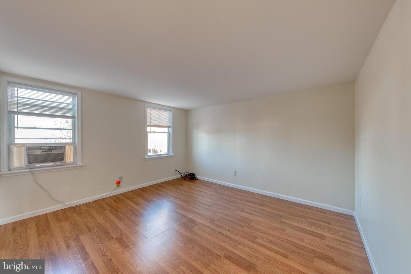 3821 Roland Avenue photo 18
