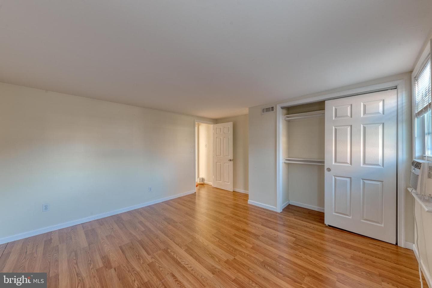 3821 Roland Avenue photo 20