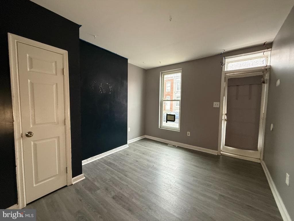 1417 Ward Street photo 4