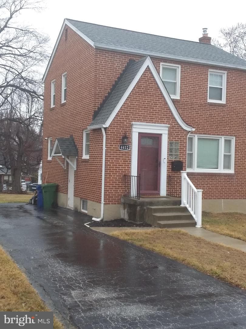 4412 Springwood Avenue photo 3