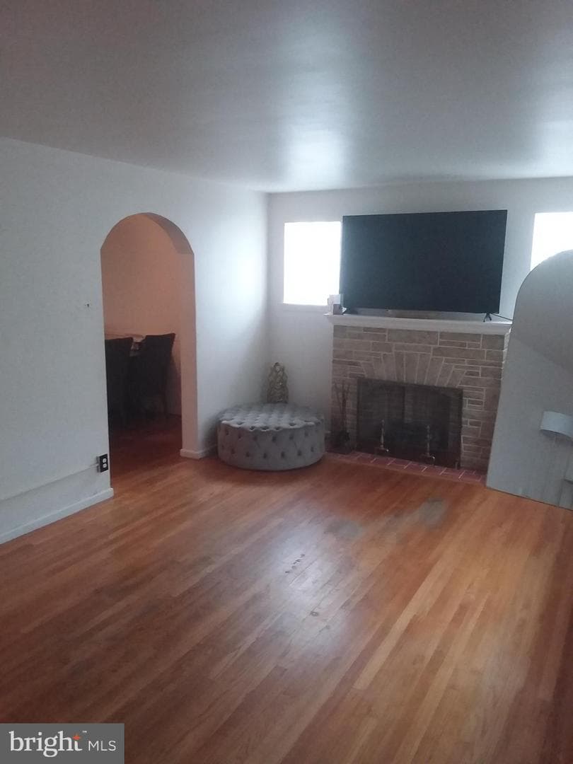 4412 Springwood Avenue photo 7