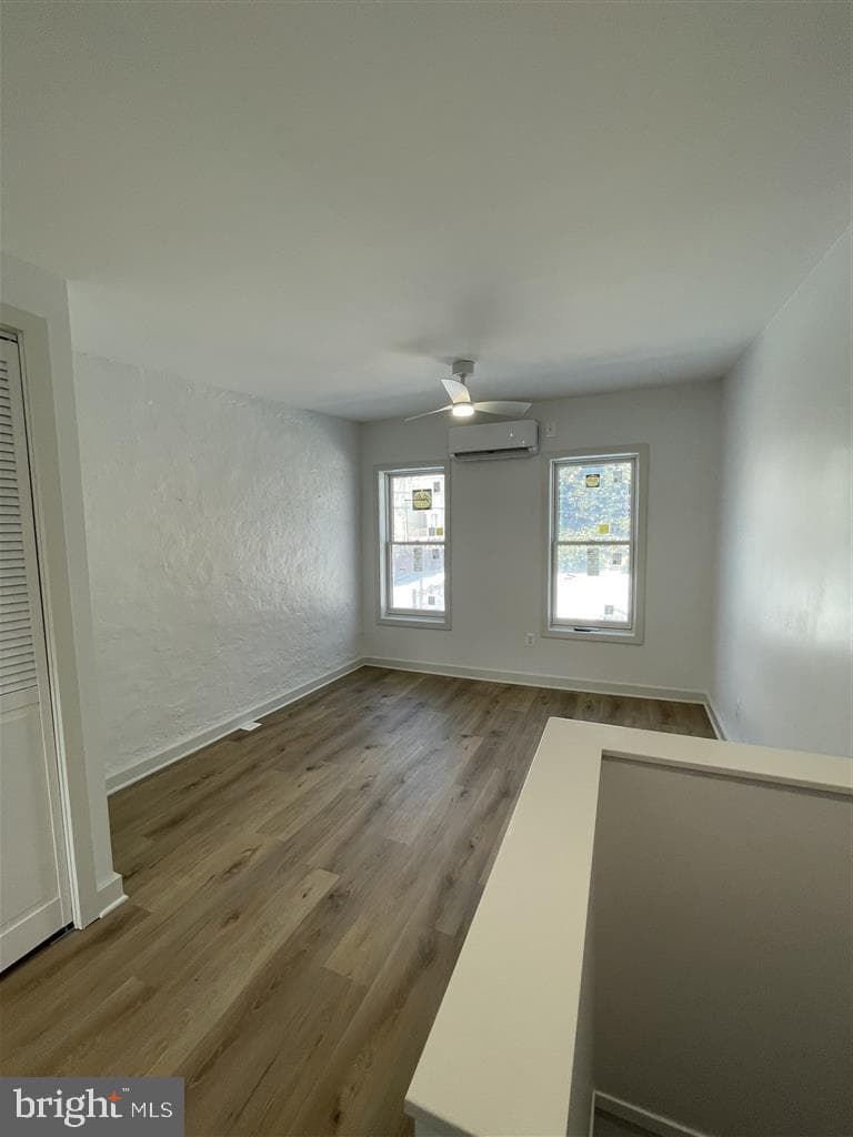 1509 Lemmon Street photo 6