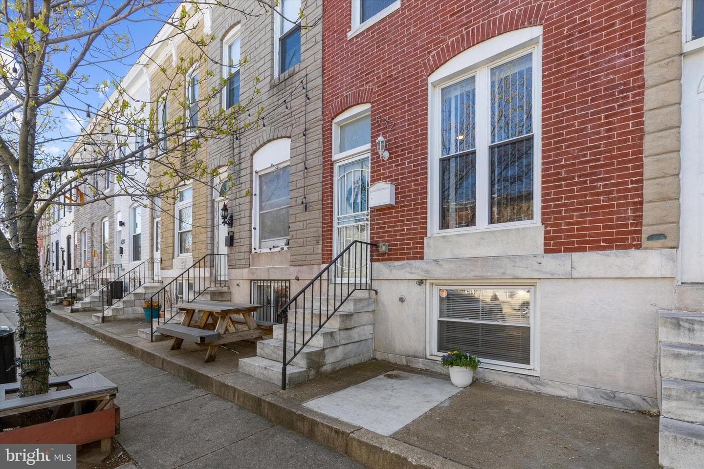 532 N Luzerne Avenue photo 7