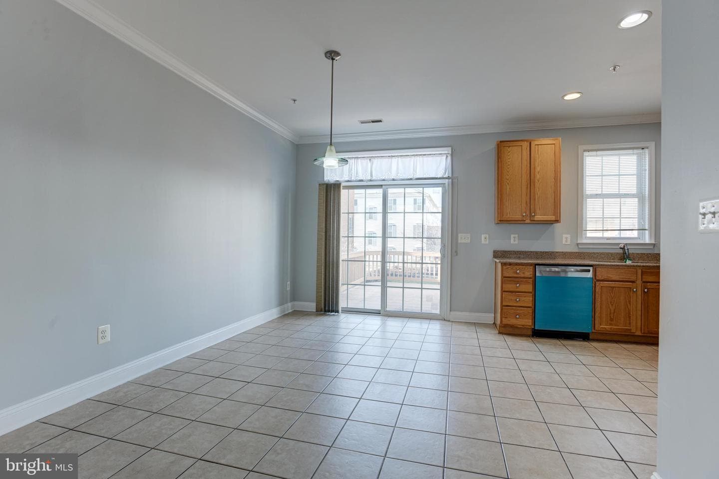 302 Scott Street photo 17