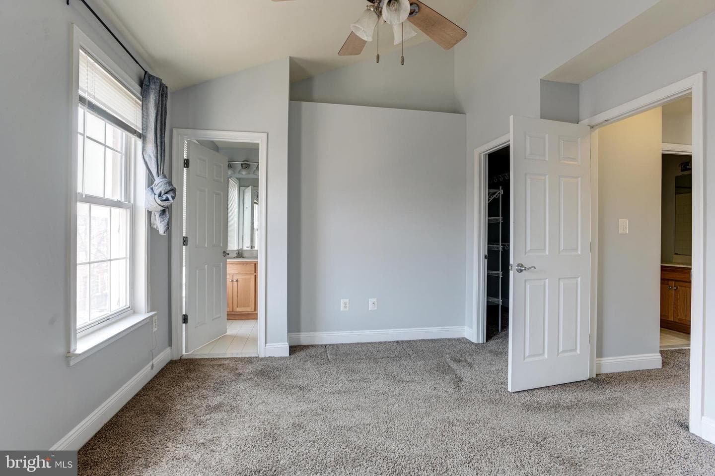 302 Scott Street photo 32
