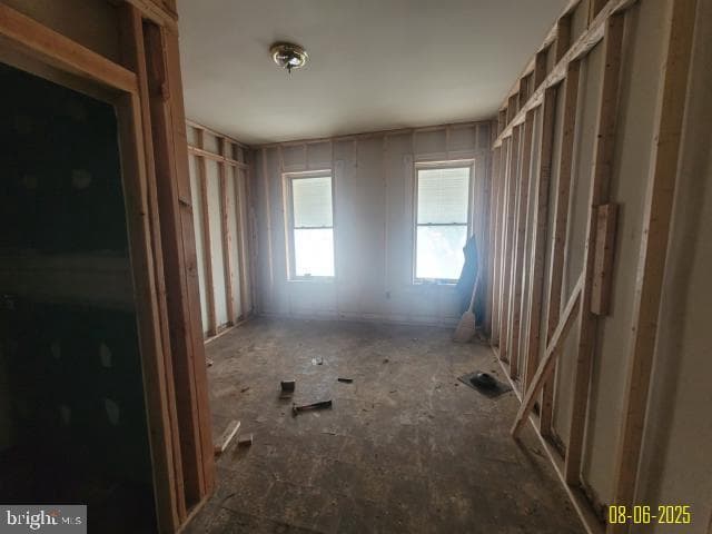 1818 Clifton Avenue photo 17