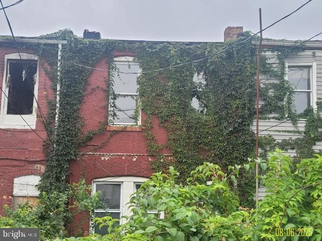 1818 Clifton Avenue photo 23