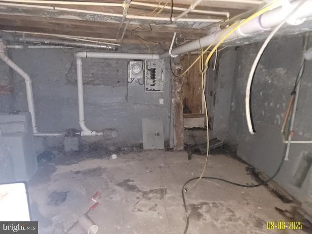 1818 Clifton Avenue photo 9