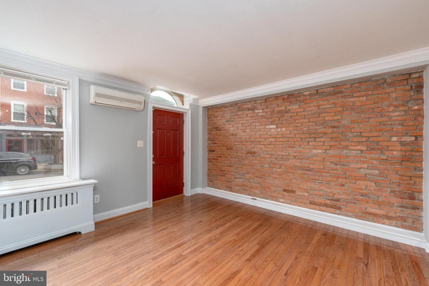 1826 E Lombard Street photo 3
