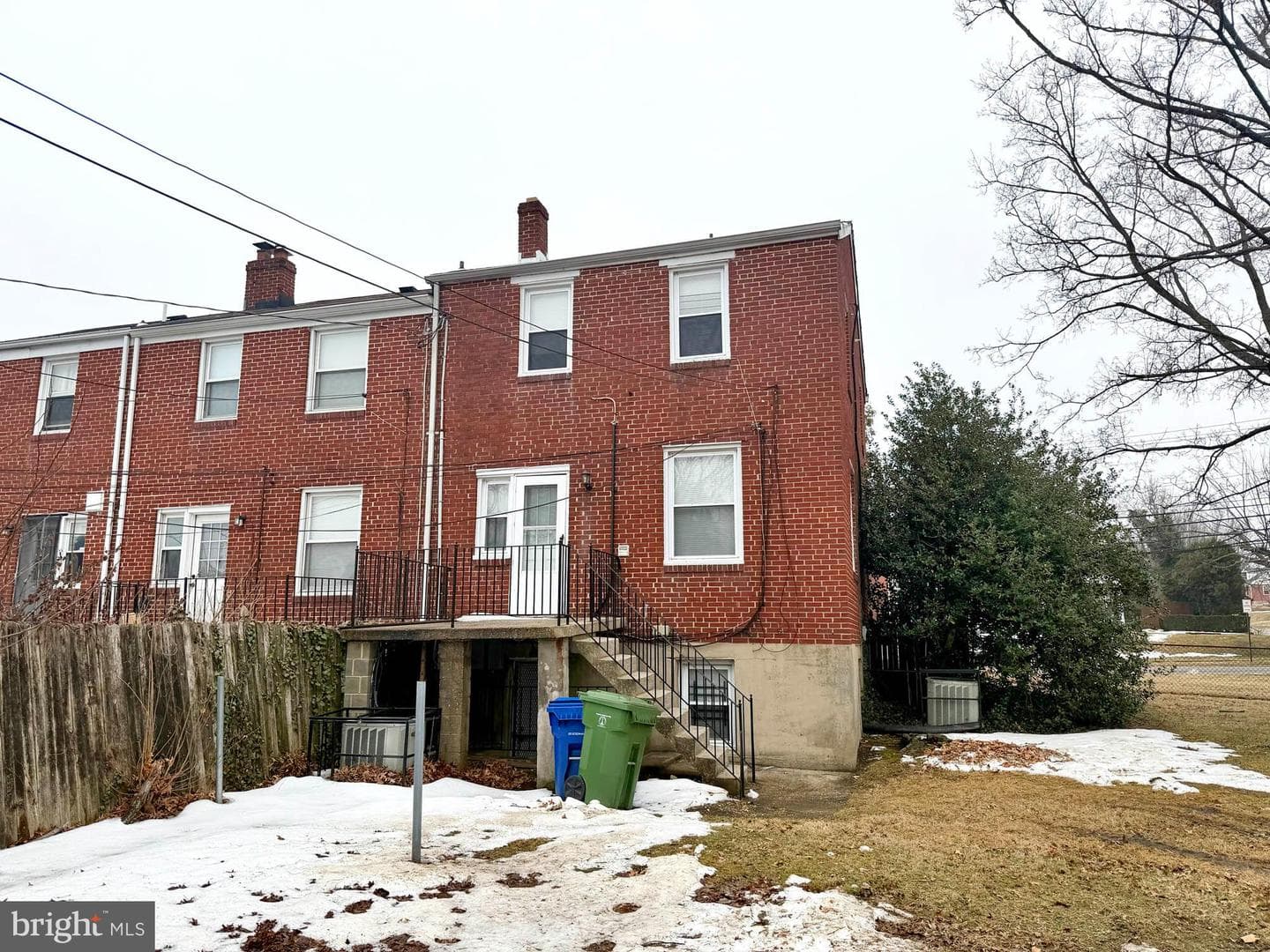 1200 Woodbourne Avenue photo 21