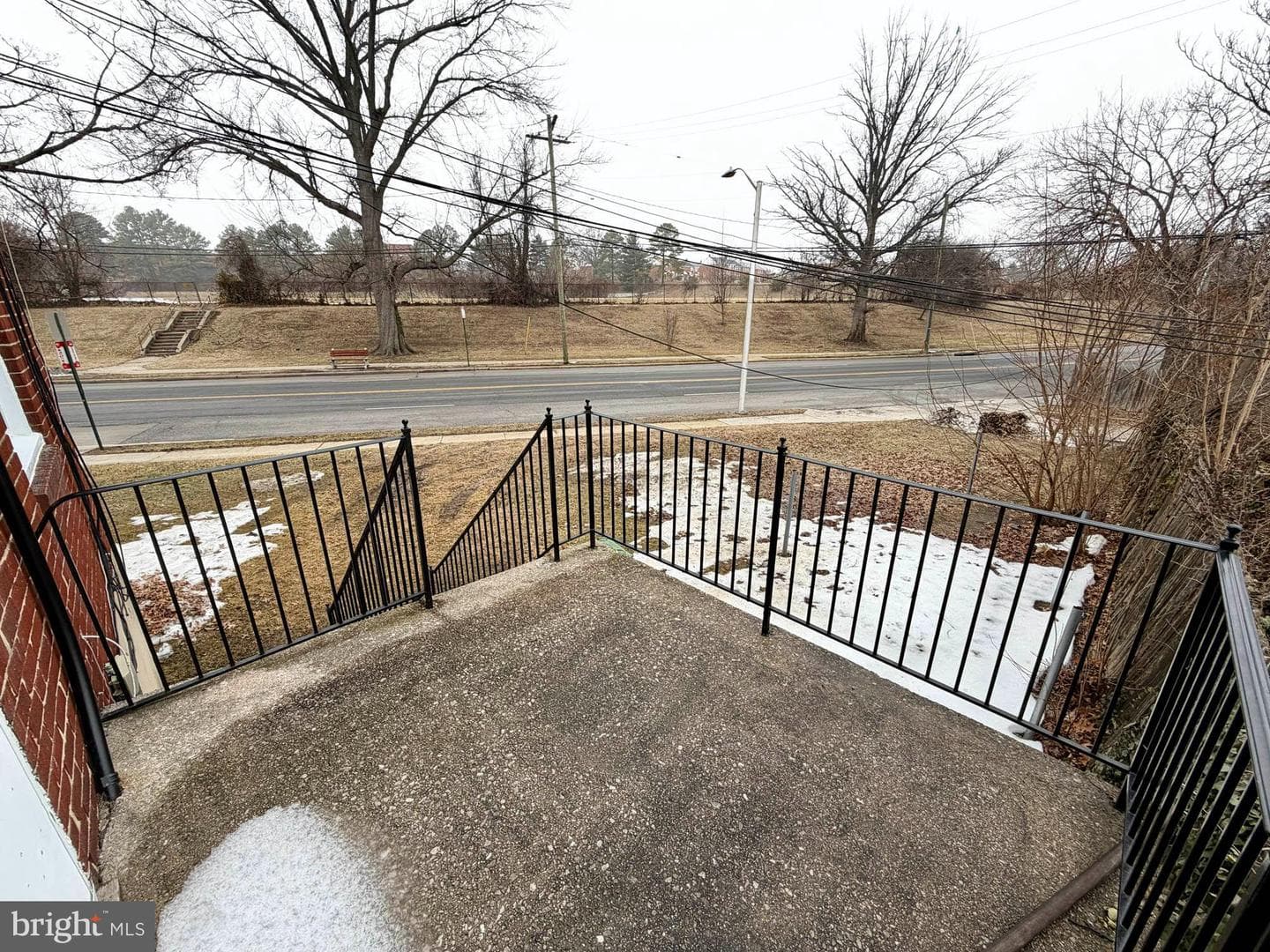 1200 Woodbourne Avenue photo 22