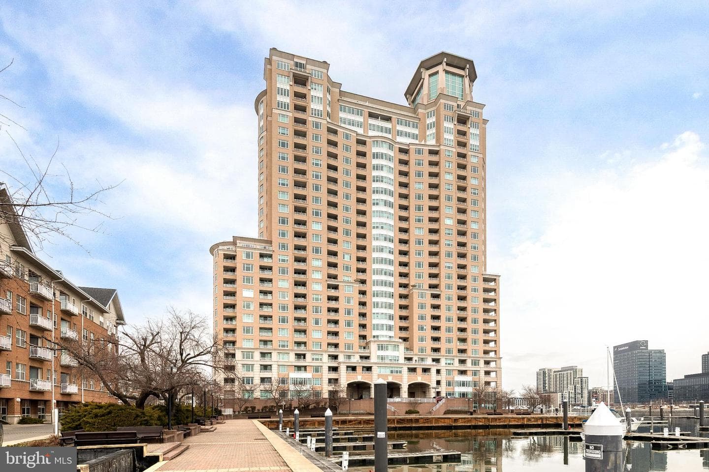 100 Harborview Drive #305, Baltimore