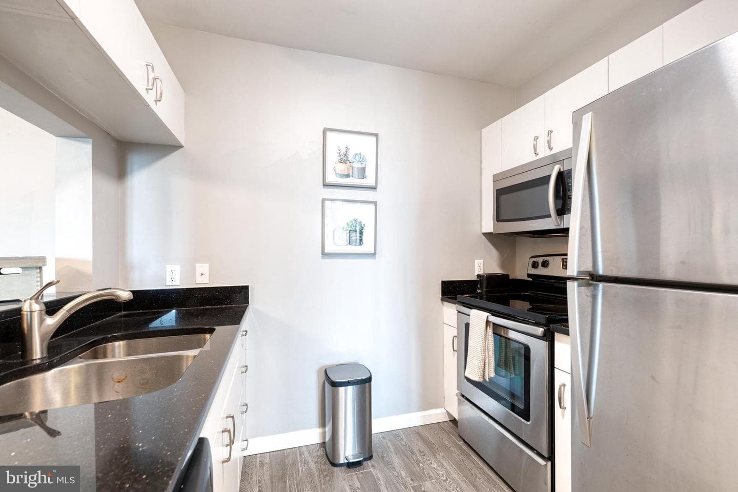 100 Harborview Drive #305 photo 12