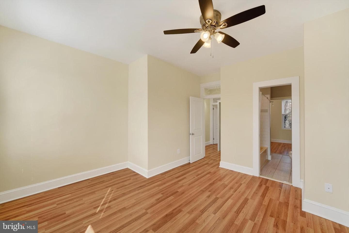3627 Keystone Avenue photo 10