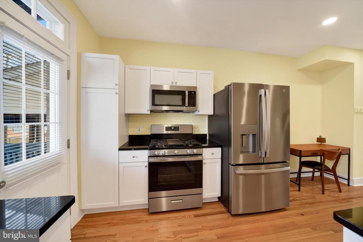3627 Keystone Avenue photo 8