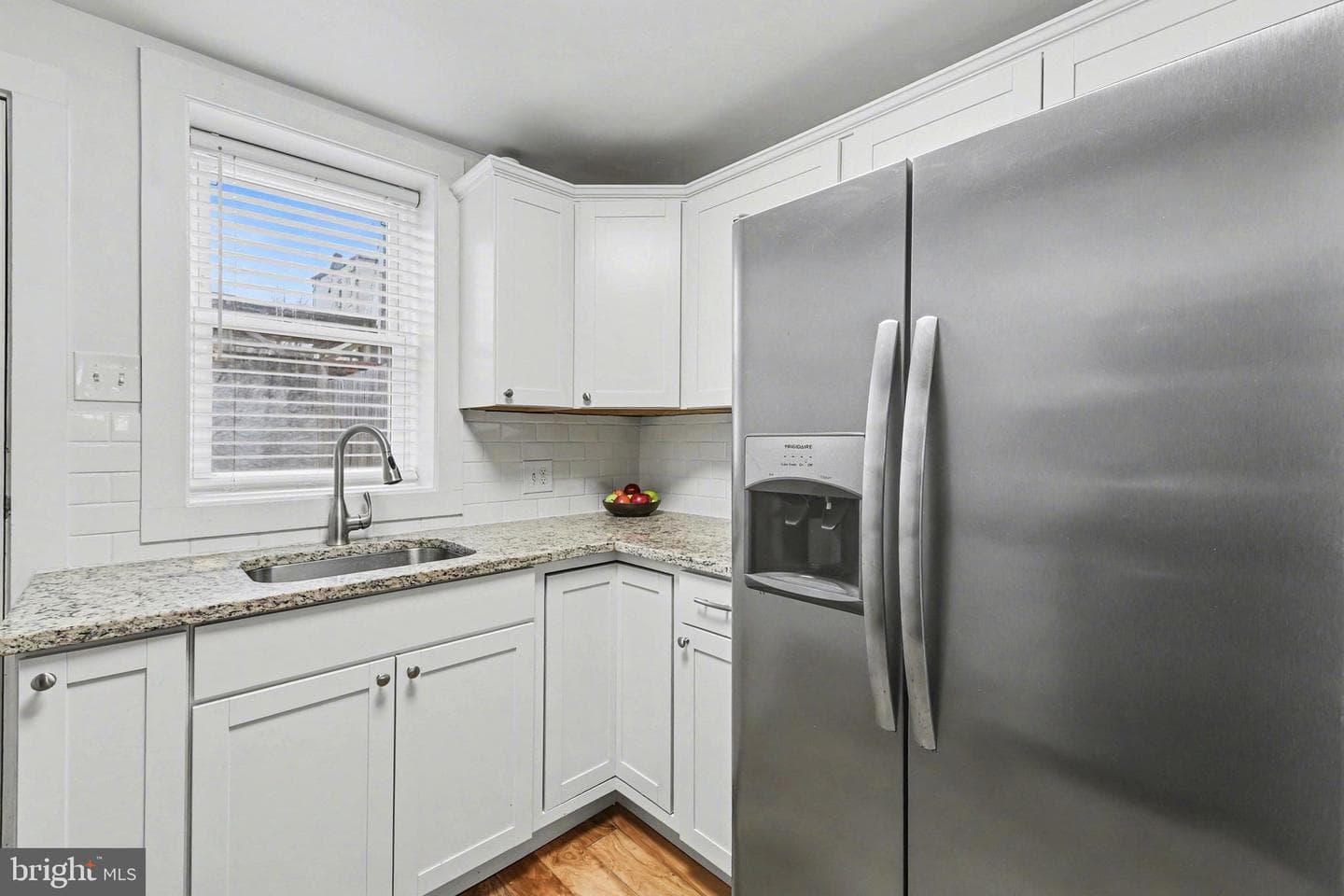 207 S Durham Street photo 11