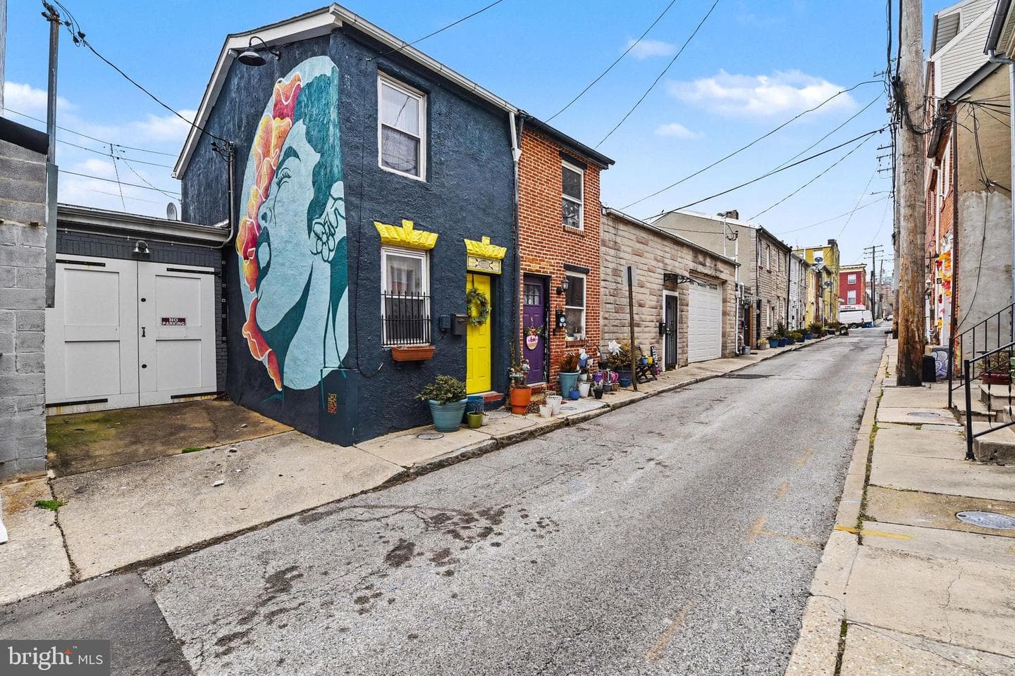 207 S Durham Street photo 24