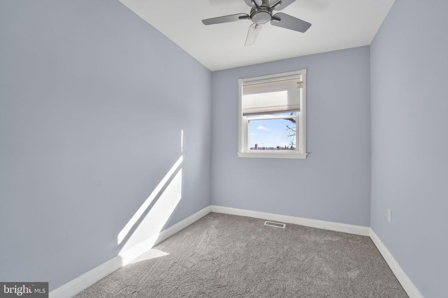 5413 Hillen Road photo 16