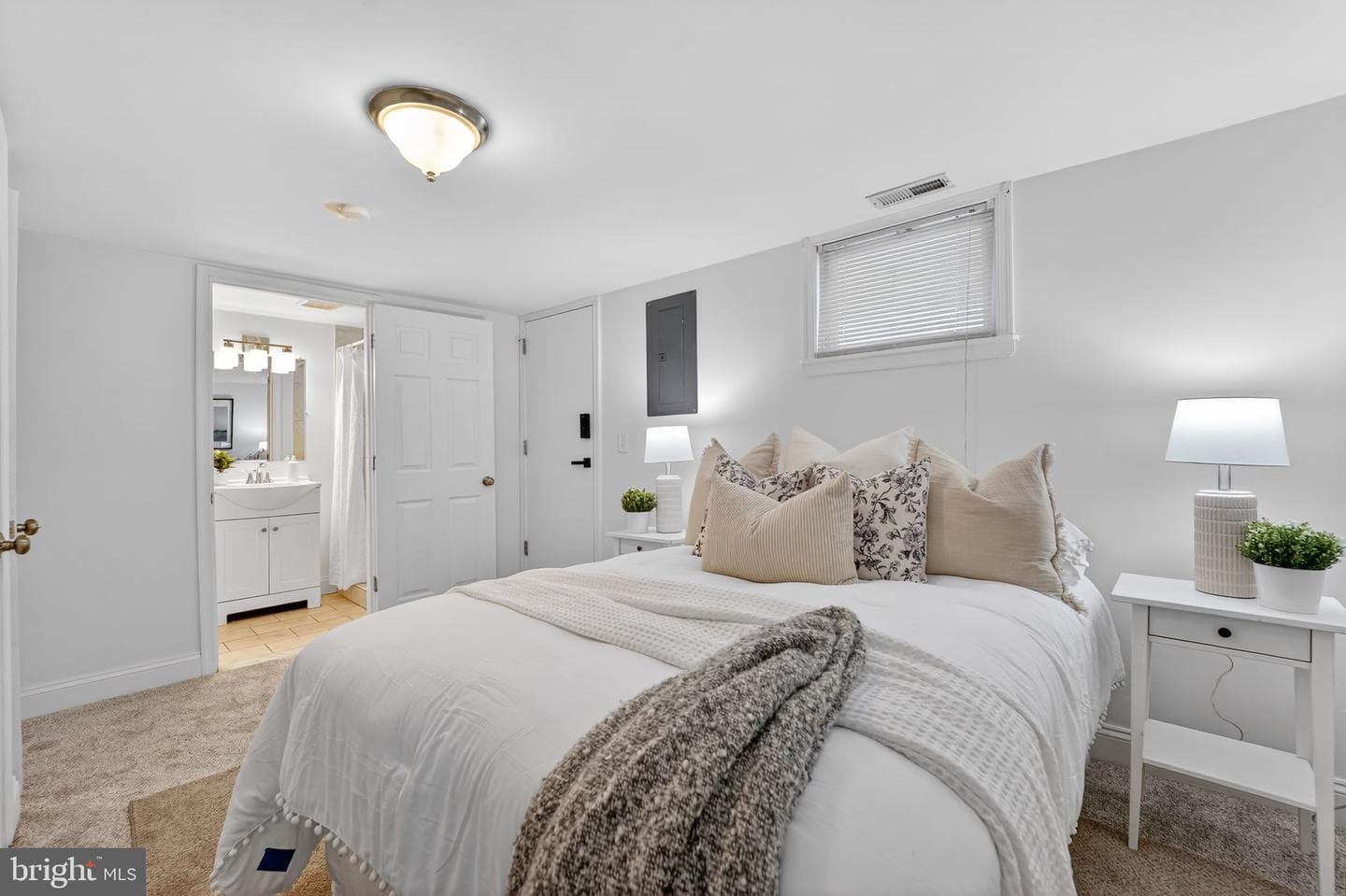 5413 Hillen Road photo 23