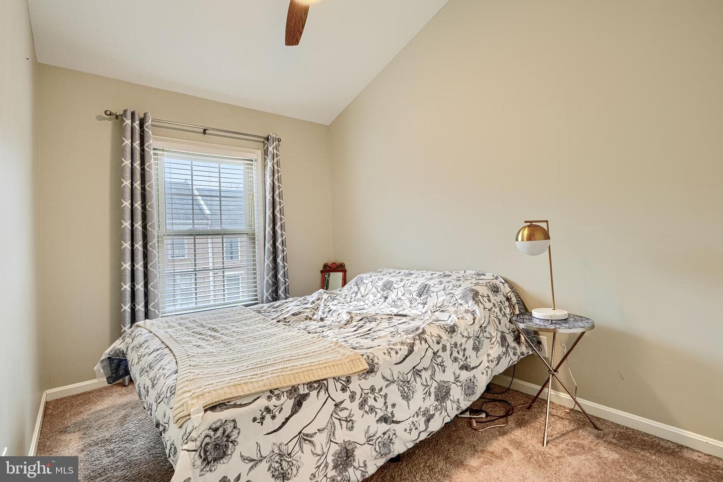 1206 S Linwood Avenue photo 17