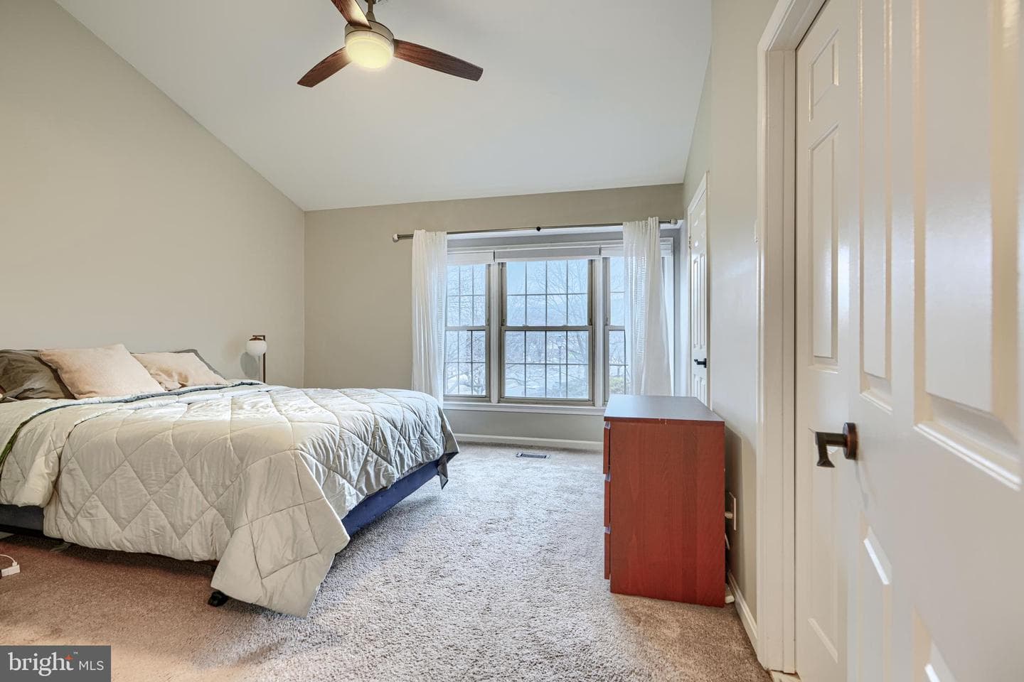 1206 S Linwood Avenue photo 25