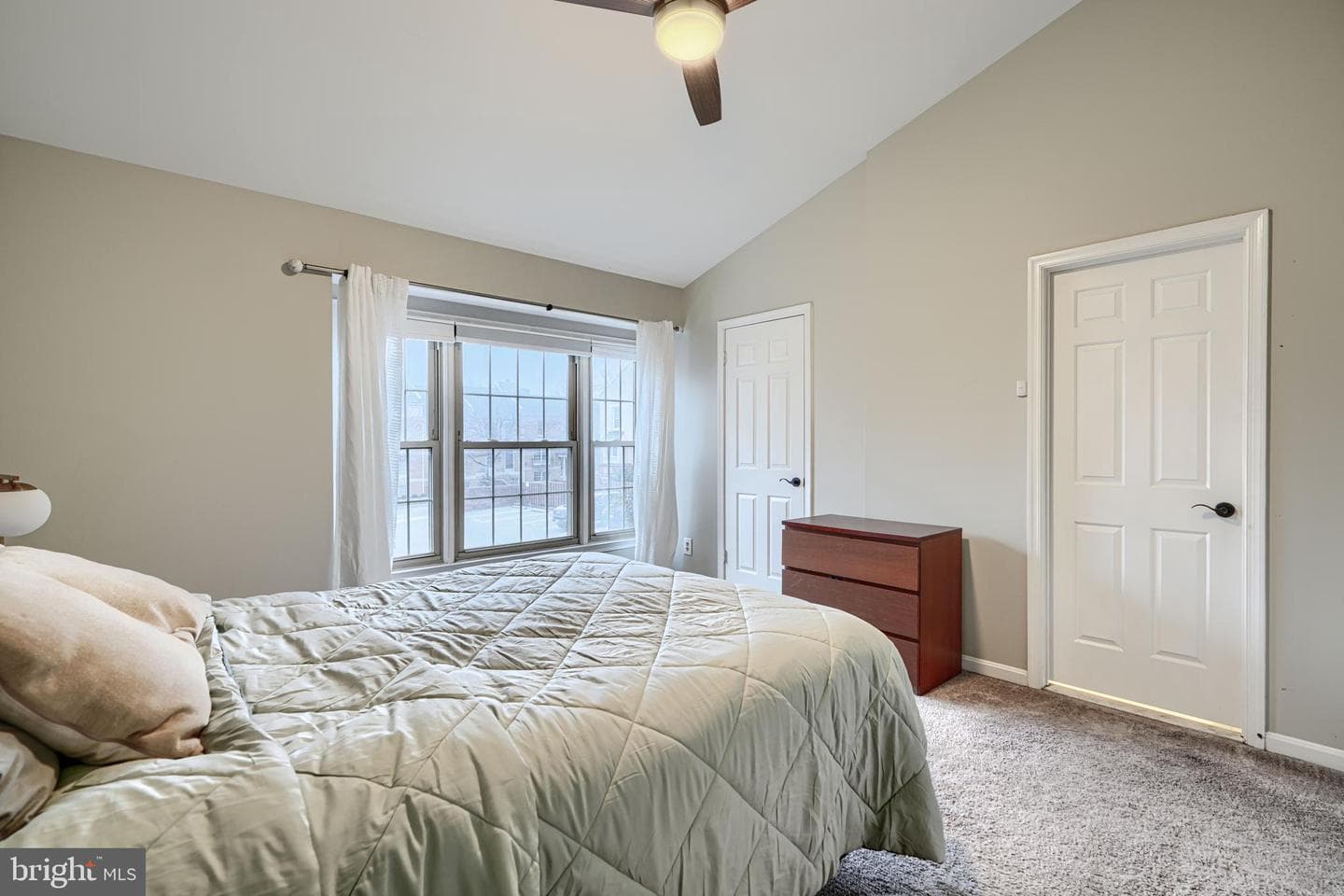 1206 S Linwood Avenue photo 26