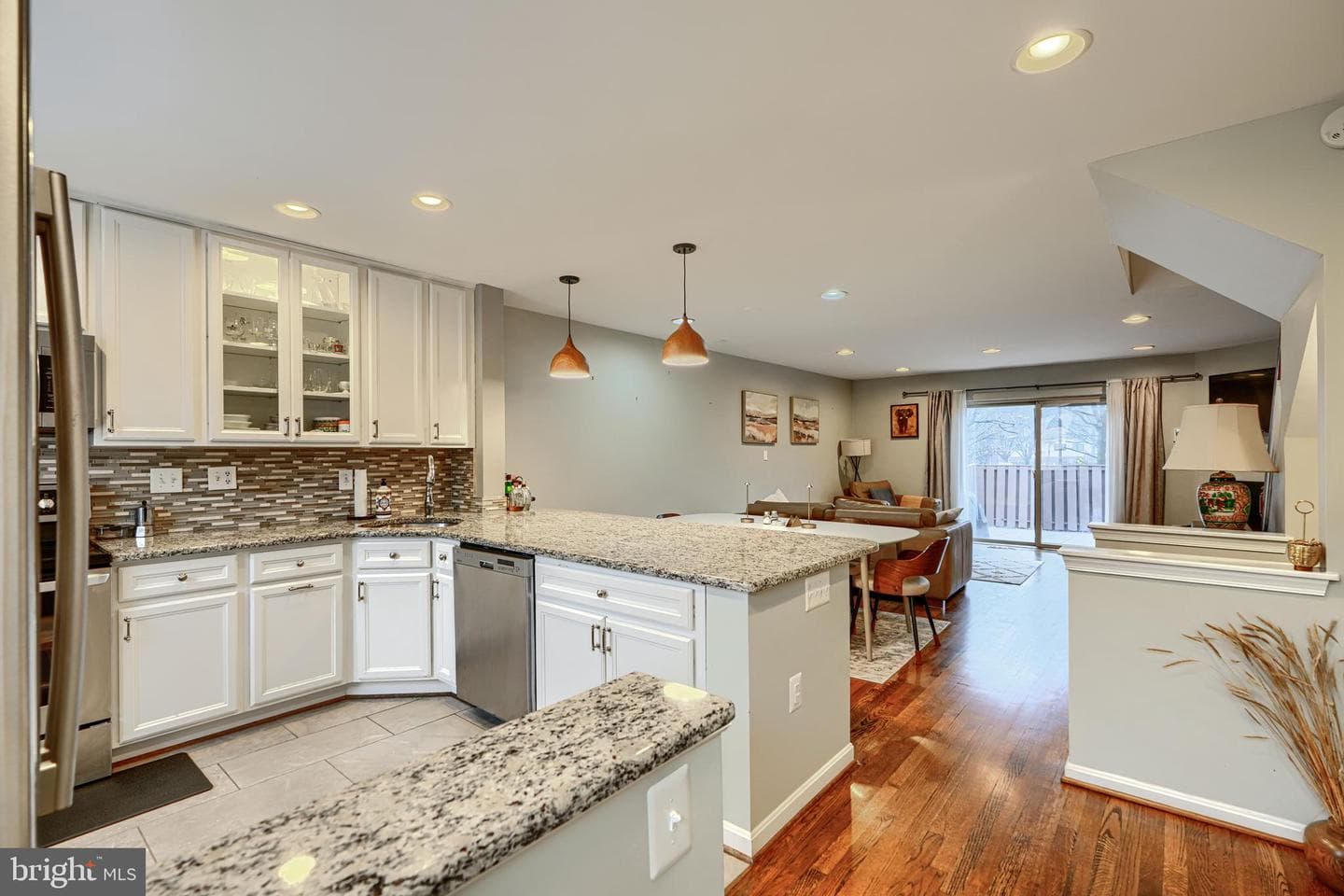 1206 S Linwood Avenue photo 4